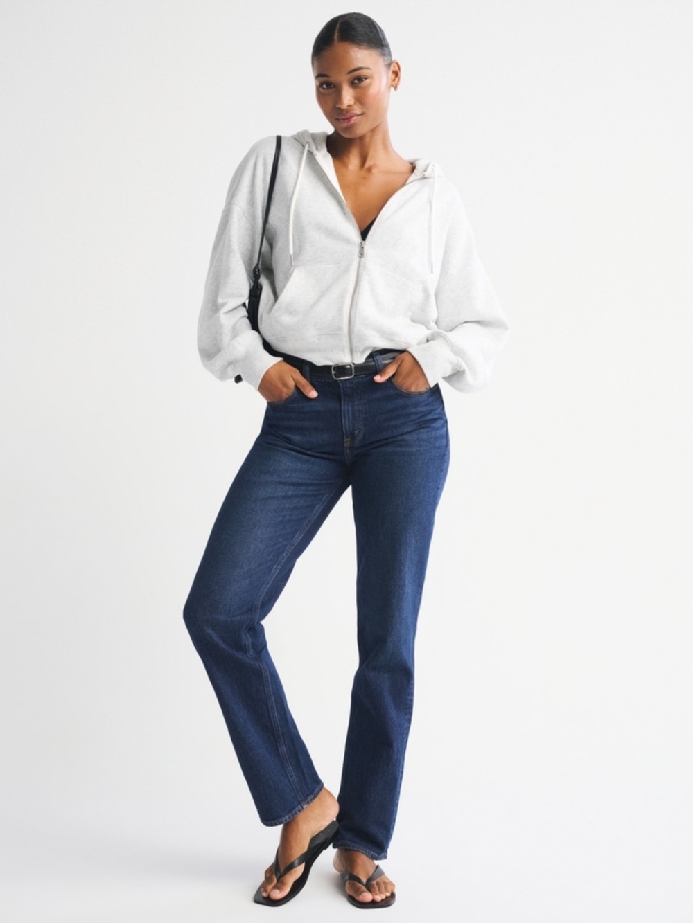 Abercrombie and Finch curve love the 90s straight, midrise jeans
